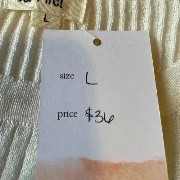 LA MIEL Avery Sleeveless Crewneck Ivory Ribbed Knit Sheer Tank Top Size Large - Picture 13 of 15